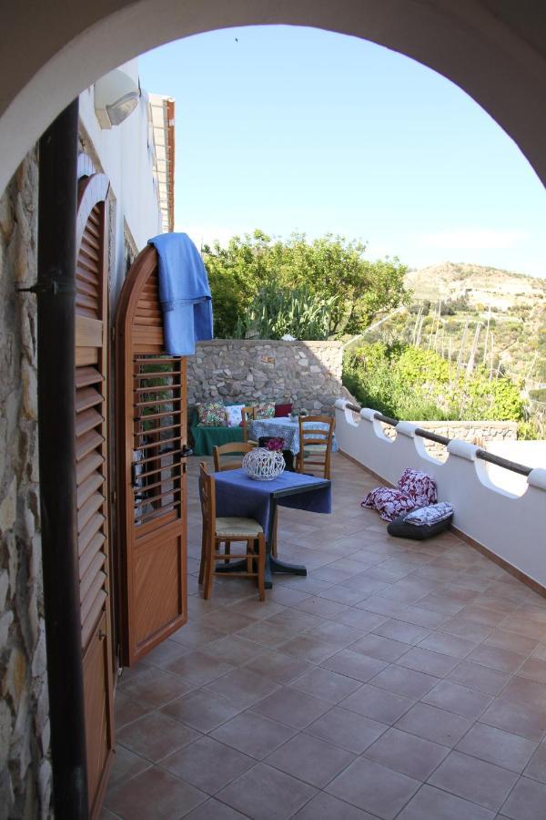 Le Case Dei Pescatori - Residence La Guardia Ponza Esterno foto